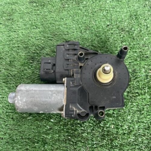 Мотор склопідйомника передній лівий