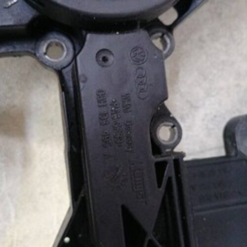 Маслоотделитель (сепаратор) системы вентиляции картера