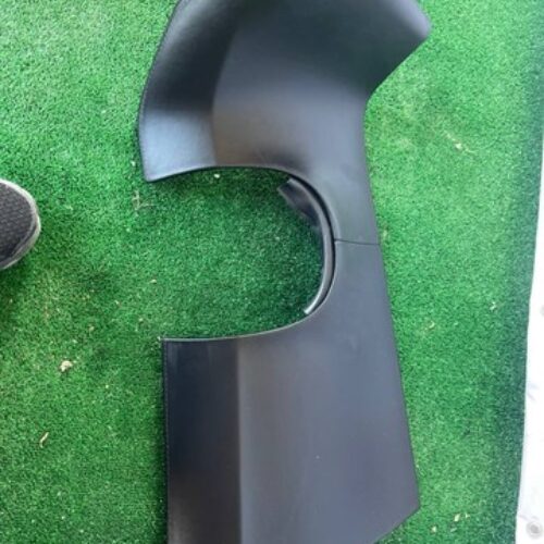 Декоративна накладка під кермо, чорна шкіра