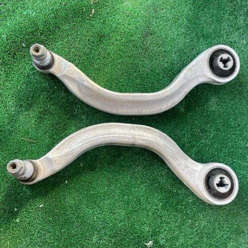 Важіль нижній задній правий