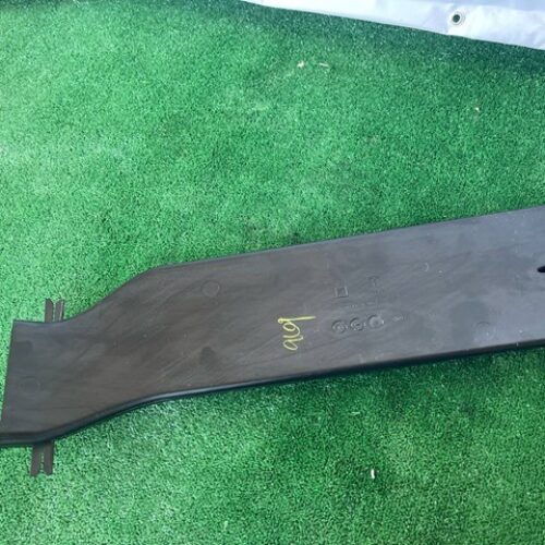 Повітропровід системи вентиляції лівий tesla model x