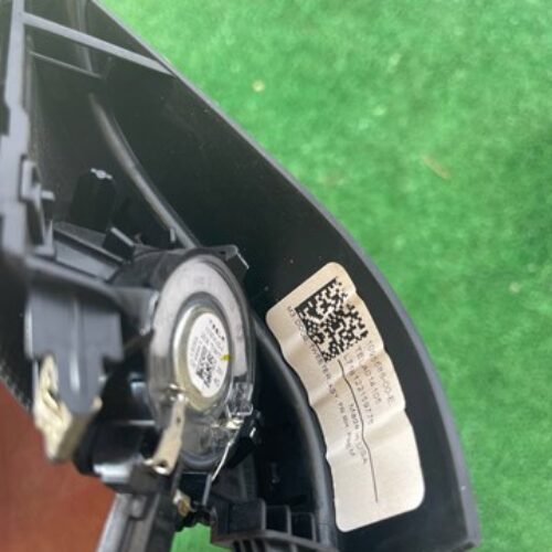 Накладка динаміка передній правий та динамік