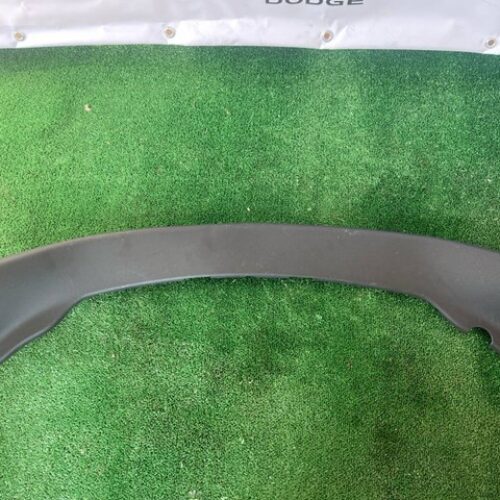 Обшивка кришки багажника (верхня)