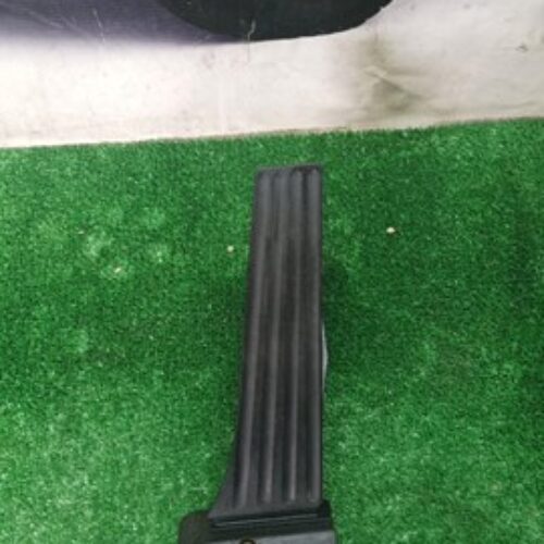 Педаль газу електрична bmw