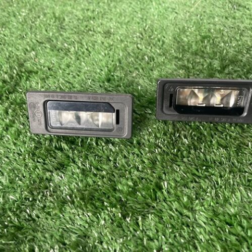 Підсвітка номерного знаку Jetta