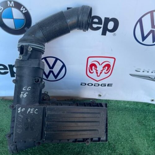 Корпус Повітряного фільтра Volkswagen Passat CC b6 B7 B8 Golf 2.0 TSI