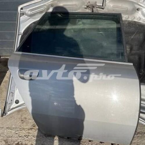 Дверь фургона задняя распашная левая