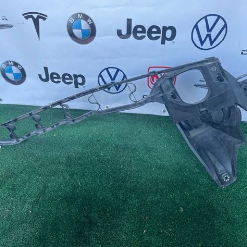 кронштейн крила перед