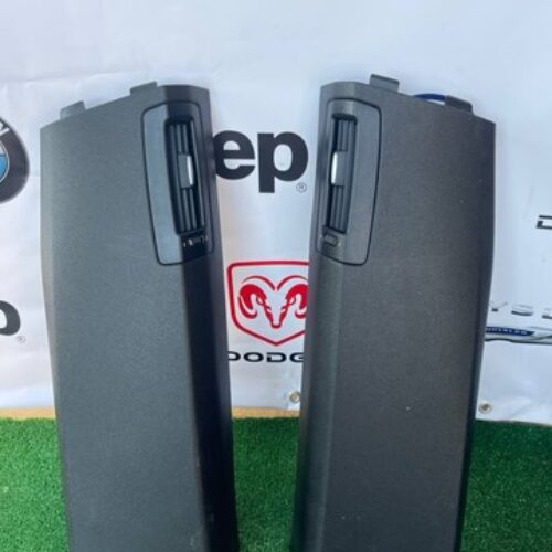 Накладка стійки ліва