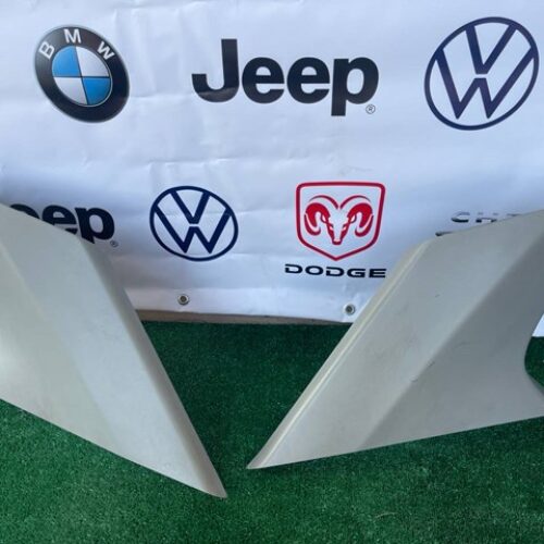 Накладка задньої стійки