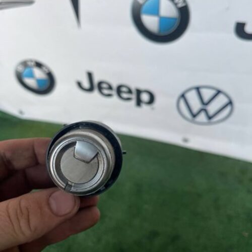 Кнопка люка B7 B8