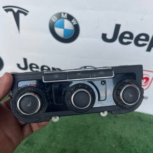 Блок керування клімат контролем БУ VW