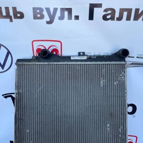 Радіатор охолодження двигуна