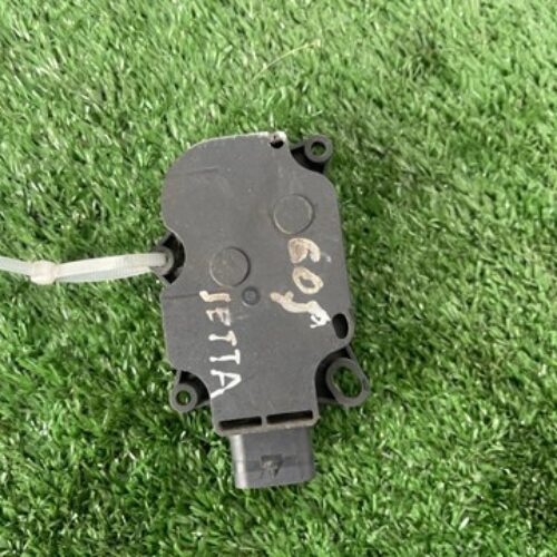 Моторчик жалюзів Jetta