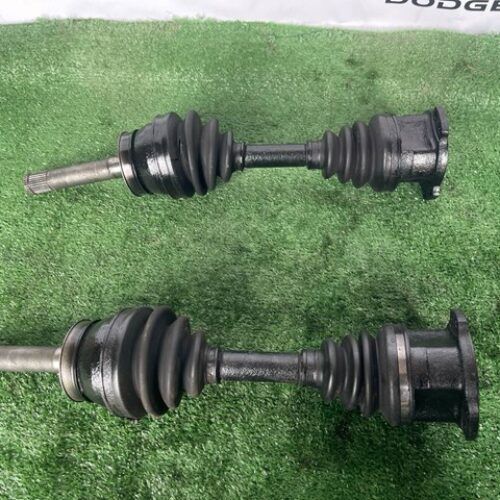 Нісан навара кін каб Полуосі