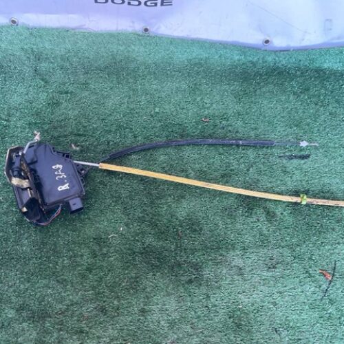 Ауді замок дверки задньої правої